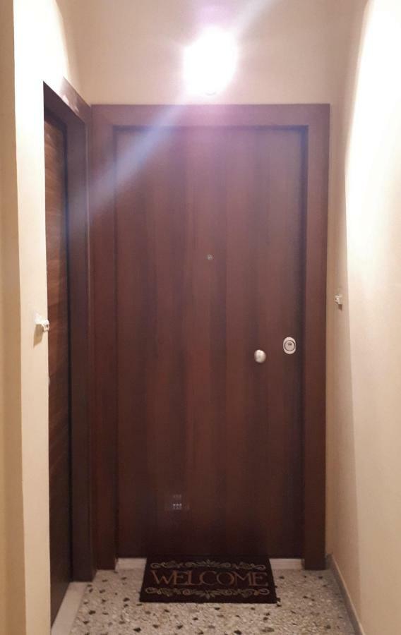 Stylish Apartment Near Katechaki Athen Exterior foto
